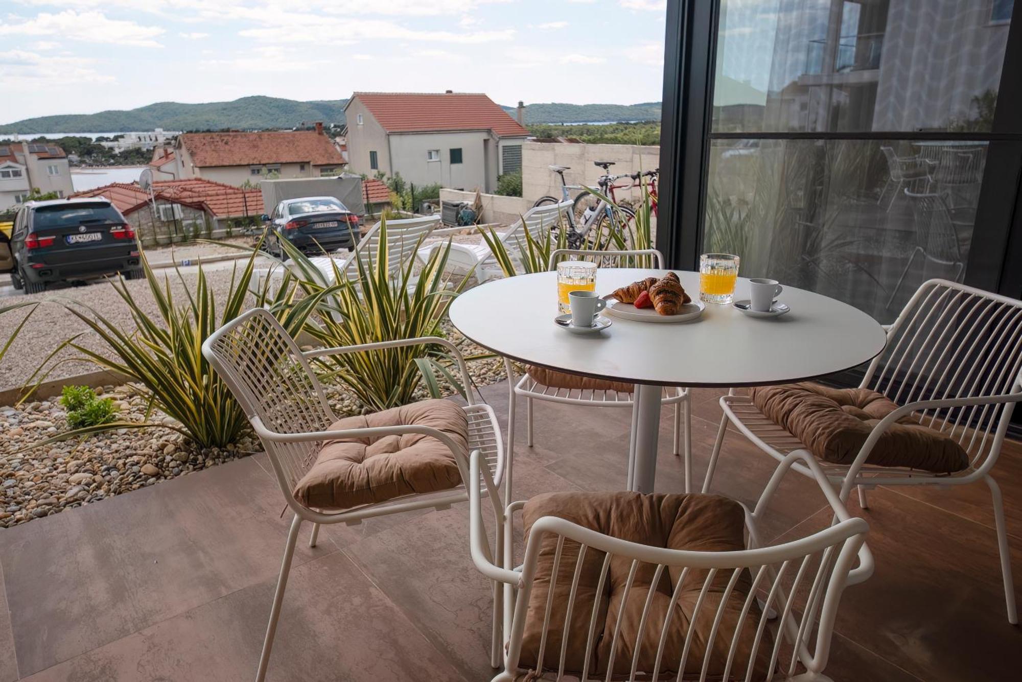 Mediterana Art Deco Resort (Adults Only) Sibenik Exterior photo