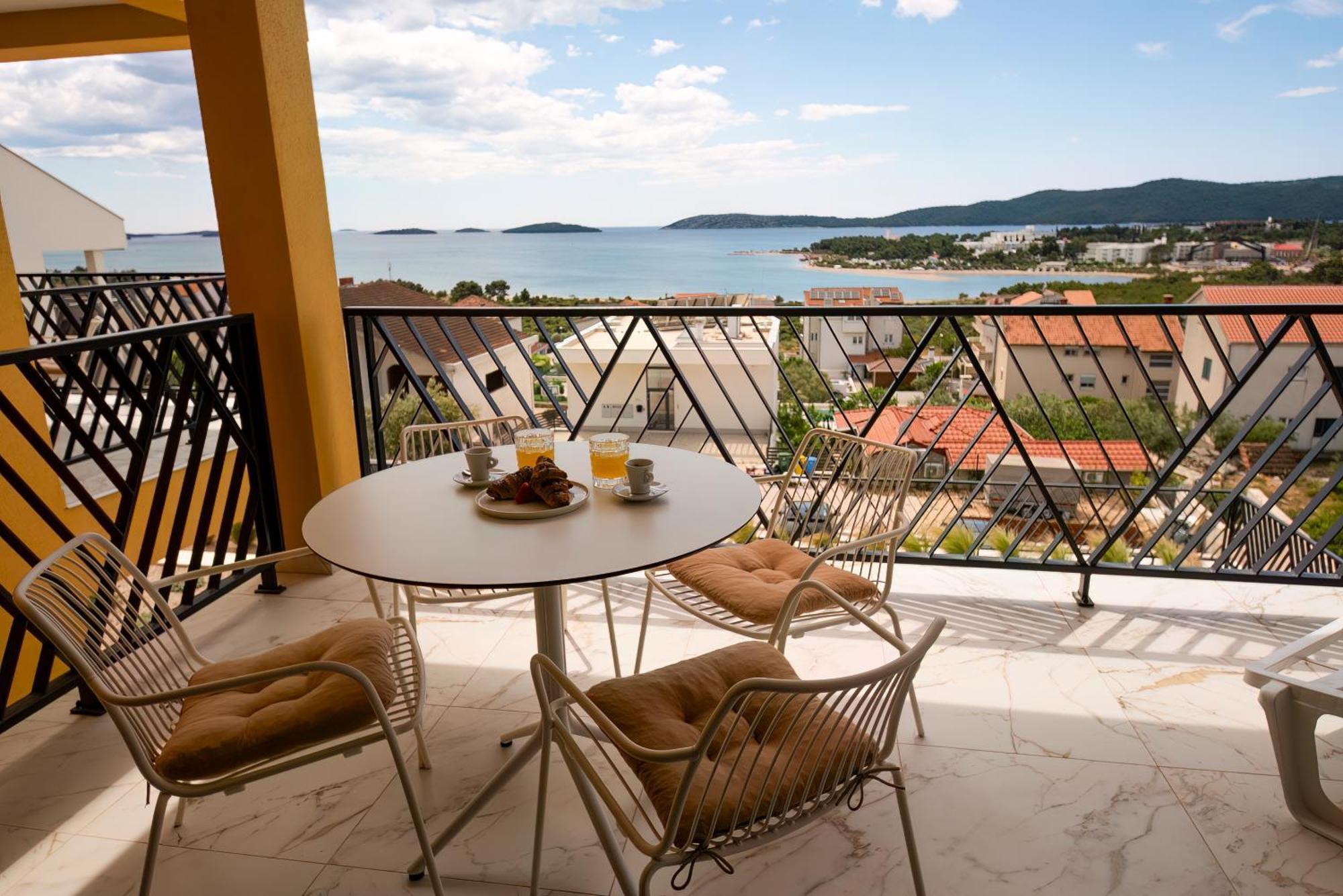 Mediterana Art Deco Resort (Adults Only) Sibenik Exterior photo